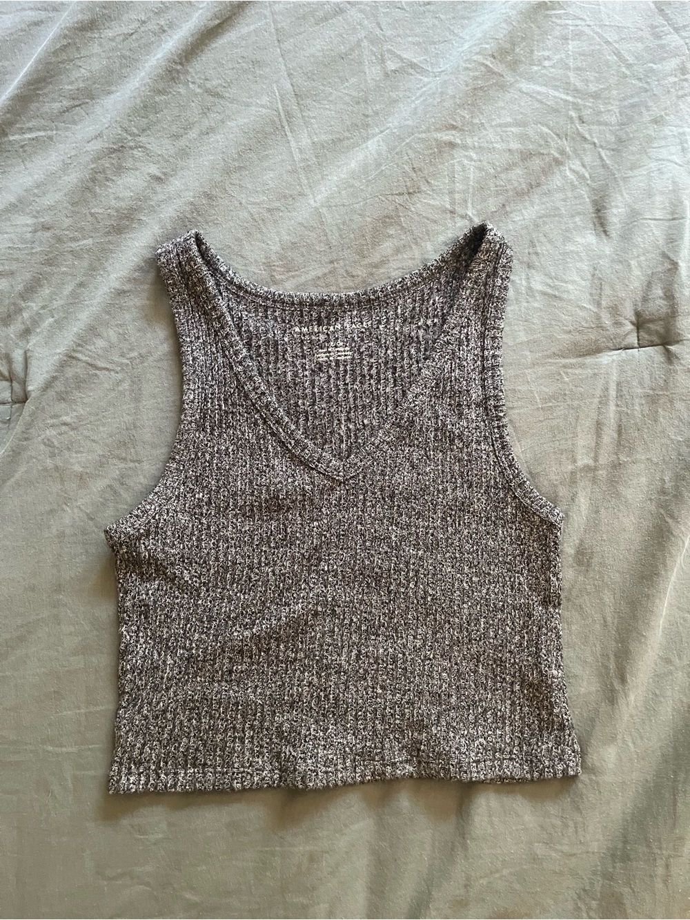 American Eagle Outfitters Ribbed Cropped Tank Top in Heather Gray